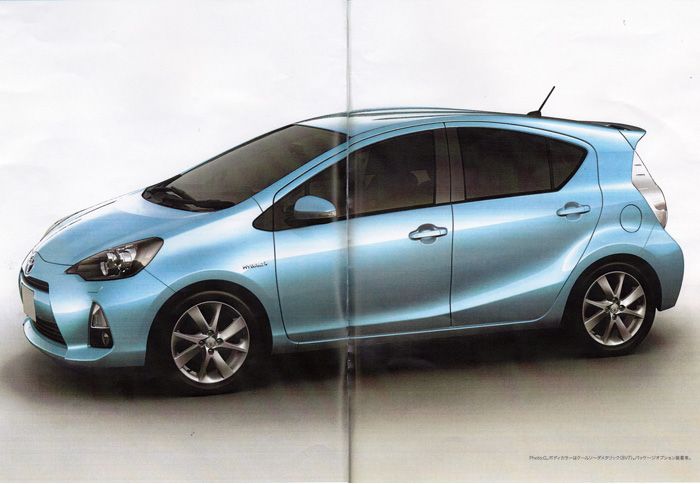 Αυτή είναι η μορφή της έκδοσης παραγωγής του Prius C, όπως εμφανίστηκε σε ένα φυλλάδιο της Toyota που διέρρευσε.